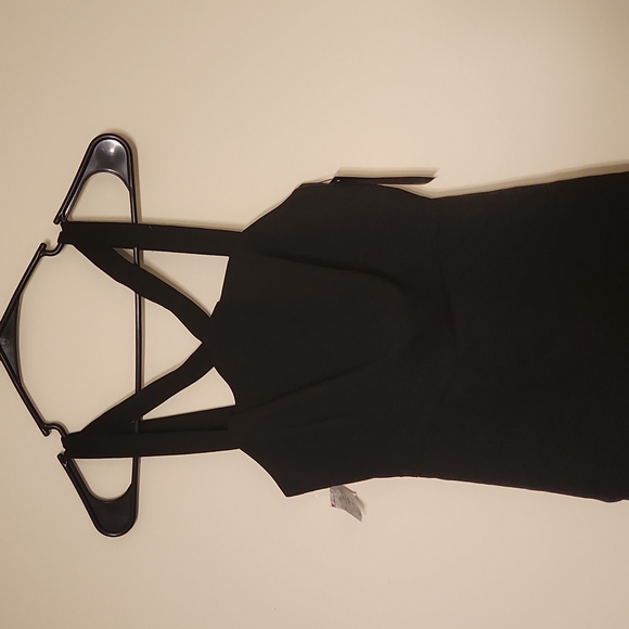 BCBGMaxAzria Dresses & Skirts - NWT BCBGMAXAZRIA size 4 black dress